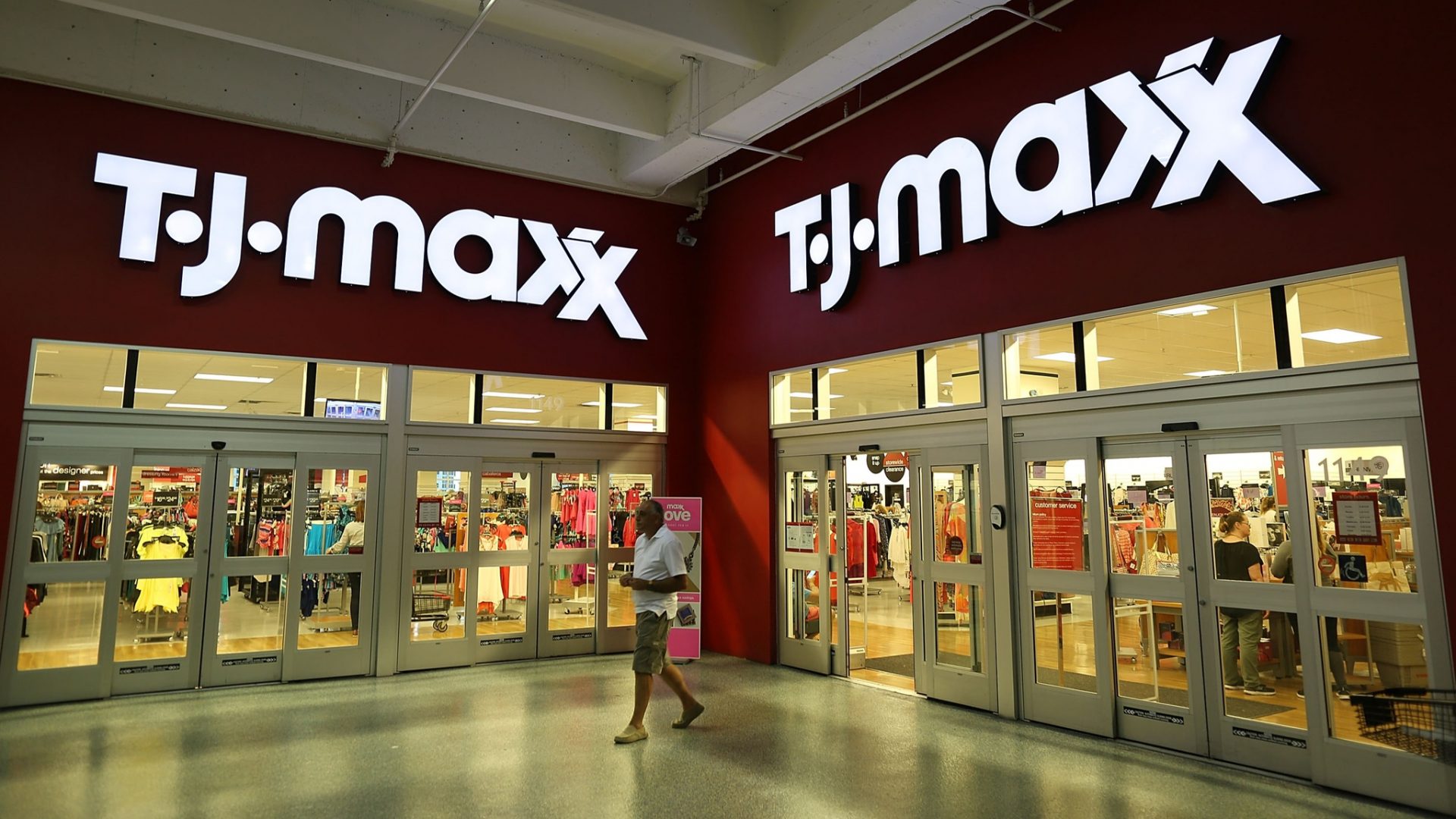 t-j-maxx-owner-tjx-buys-25-stake-in-russian-retailer-familia-perfect