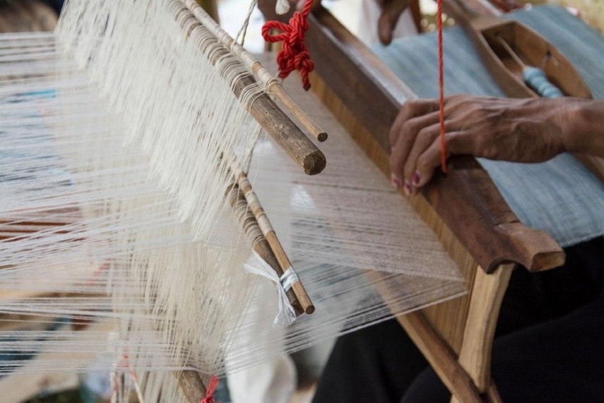 How to Buy a Weaving Loom » Articles » School of SweetGeorgia