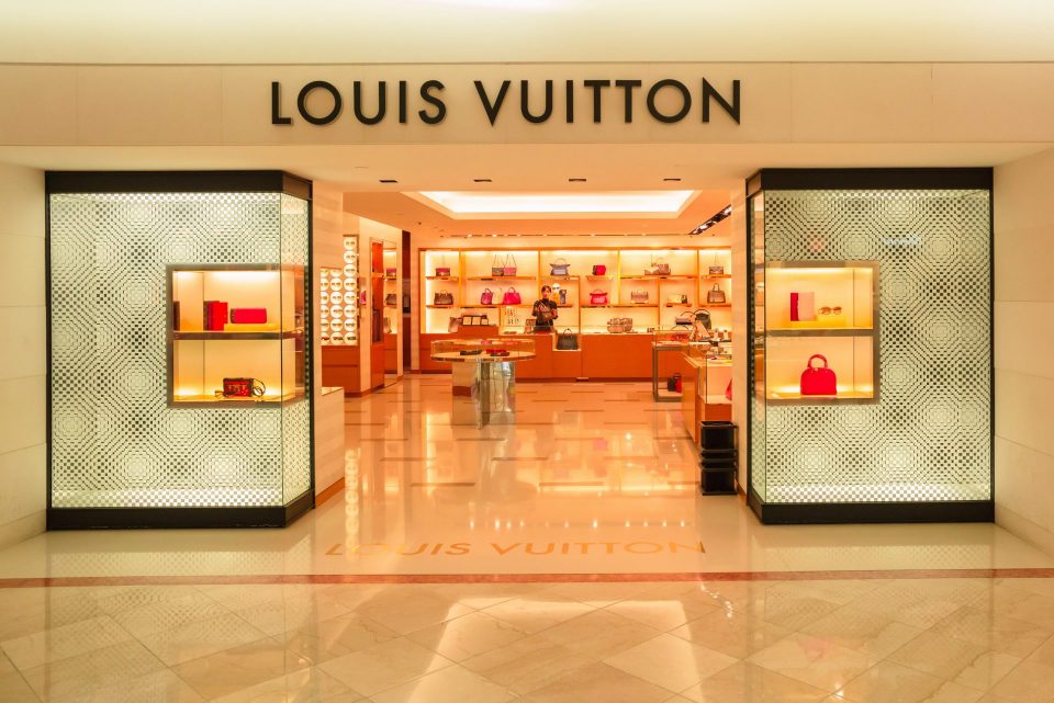 DUTY FREE SHOPPING IN UK TO END COVID 19 IMPACT LUXURY BRANDS