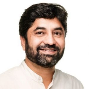 Aakash Moondra, Chairman, Vmart